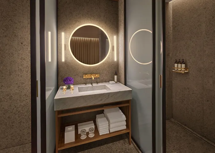 The Edition Hotell 5*